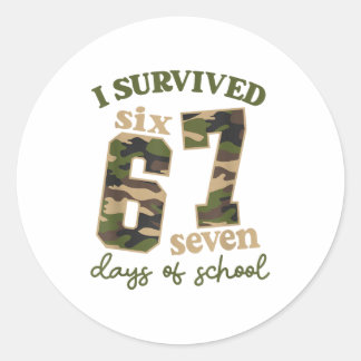 Adesivo Redondo Camo I Survived 67 Six Seven Days Of School Teache