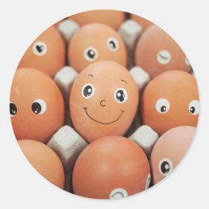 Adesivo Redondo Caras engraçadas do ovo - impressão da comida de