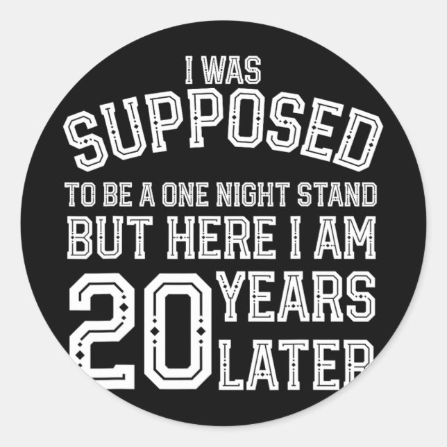 Adesivo Redondo Casal Engraçado 20 de 20 Anos Marido Wif (Frente)