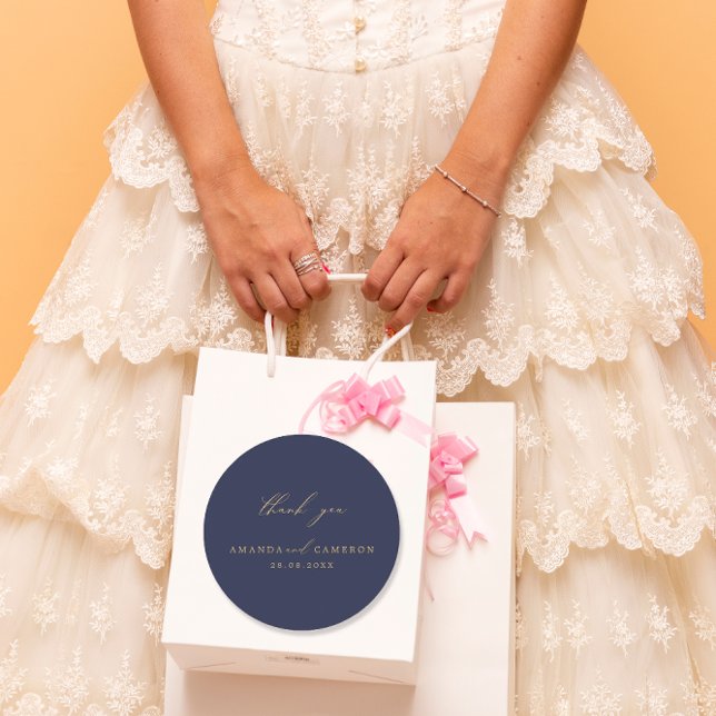 Adesivo Redondo Casamento Azul do Marinho de Caligrafia Dourada ro (Criador carregado)