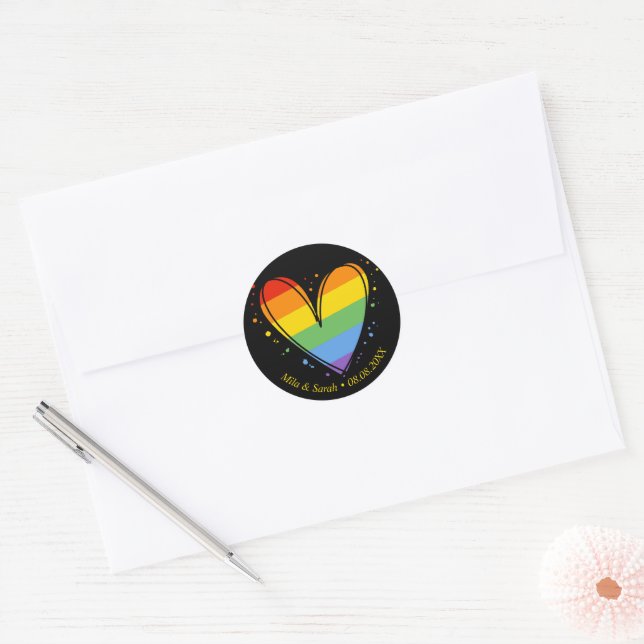 Adesivo Redondo Casamento Cardíaco LGBTQ do Orgulho Rainbow (Envelope)
