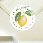 Adesivo Redondo Casamento da Estação Lemon | Endereço<br><div class="desc">A primeira época de colheita de limão é do final do inverno ao início do verão. No entanto, você pode celebrar o prazer de um florescimento cítrico o ano inteiro com este adesivo de casamento com o tema do limão. Este item em particular apresenta um padrão de limão amarelo vibrante...</div>