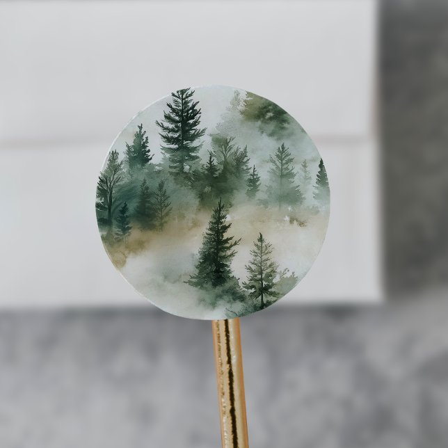 Adesivo Redondo Casamento da Floresta Verde do Salão das Montanhas (EMELIA Modern Mountain Sage Green Forest Wedding Classic Round Sticker)