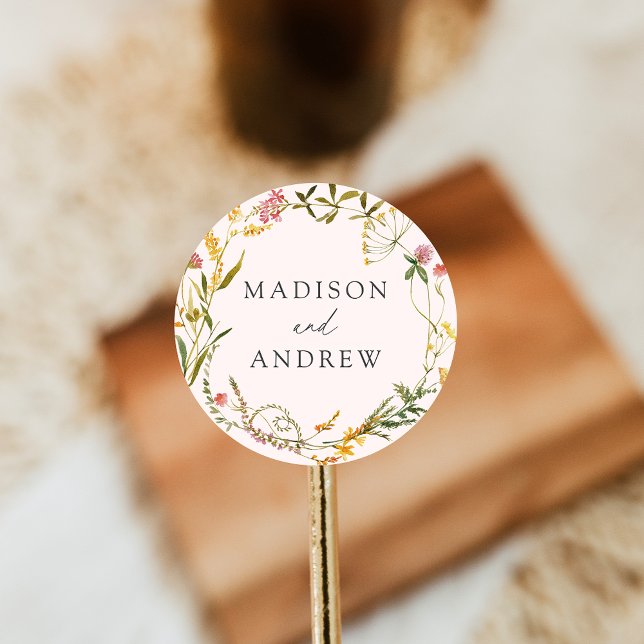 Adesivo Redondo Casamento de Blush de Flores Selvagem de Verão Ele (Criador carregado)