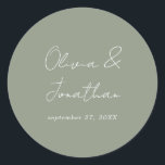 Adesivo Redondo Casamento de Script Verde de Sage Mínimo Simples<br><div class="desc">Simples Maneira Mínima de Manuscrito Verde Clássico Arredondado De Casamento</div>