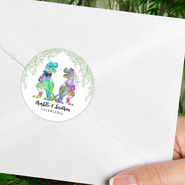 Adesivo Redondo Casamento de Tema do Dinossauro Colorido (Colorful T-Rex bride and groom custom dinosaur wedding sticker with bride and groom names and date)