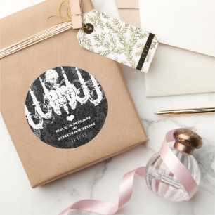 Adesivo Redondo Casamento de Vintage Chandelier com Damas de Cinza