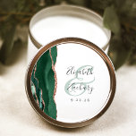 Adesivo Redondo Casamento Dourado do Emerald Green Rosa do Script<br><div class="desc">Este elegante e moderno adesivo de casamento apresenta uma esmeralda cor d'água verde agate design com falso brilho rosa dourado. Personalize facilmente o texto das cinzas de carvão em um fundo branco,  com os nomes da noiva e do noivo em caligrafia manual sobre um grande e verde.</div>