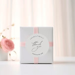 Adesivo Redondo Casamento Elegante Minimalista Obrigado<br><div class="desc">Projetado para coordenar com a Coleção de Convite para Casamento "Chloe". Visualize o link de coleção nesta página para ver todos os itens correspondentes nesta bela design.</div>