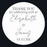 Adesivo Redondo Casamento Elegante Negro E Branco Obrigado<br><div class="desc">Este obrigado de casamento elegante e minimalista preto e branco que você cola pode ser personalizado com suas informações em tipografia quic. Projetado por Thisnotme©</div>