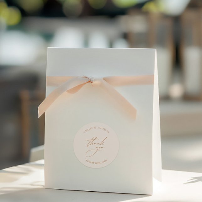 Adesivo Redondo Casamento Elegante Simples Obrigado A Favor (Elegant Pearl Wedding Thank You Classic Round Sticker)