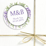 Adesivo Redondo Casamento Floral Simples Monograma Elegante Roxo<br><div class="desc">Simples Obrigado Monograma Elegante Púrpura Stickers Rótulos mostra seu monograma personalizado em tipografia moderna de escrita de caligrafia roxa cercada por elegantes flores de wisteria. Perfeito para casamentos, festas de noivado, aniversários, aniversário, eventos e celebrações, Quinceanera, chá de fraldas, chás de panela e muito mais. Projetado pelo Evco Studio www.zazzle.com/store/evcostudio...</div>