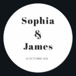 Adesivo Redondo Casamento Minimalista Branco da Tipografia Negra<br><div class="desc">Personalize facilmente substituindo cada informação. Verifique a visualização antes de adicionar ao carrinho. Exibir o link de coleção nesta página para ver todos os itens correspondentes neste design</div>