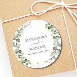 Adesivo Redondo Casamento Selo Eucalyptus Greenerent<br><div class="desc">Eucalyptus Greenery Succulent Botanical Watercolor Spring Wedding Seal Sticker em fundo branco - inclui uma magnífica e elegante tipografia com folhas botânicas modernas e verde para a celebração especial do Dia do Casamento.</div>
