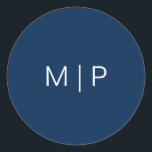 Adesivo Redondo Casamento Simples do Monograma Azul do Marinho Mod<br><div class="desc">Um adesivo de casamento simples e moderno, azul, marinho, de cor sólida, com o seu monograma em uma fonte branca sans serif. As cores da fonte e do plano de fundo podem ser alteradas para qualquer cor desejada. Um design simples e minimalista que ainda se vê como na moda e...</div>