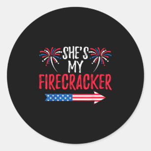 Adesivo Redondo Cava Meu Firecracker Em 4 De Julho Usa Golpe Patri