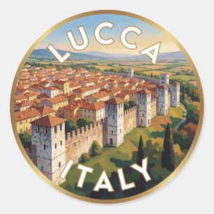 Adesivo Redondo Cena de viagem histórica em Lucca, Itália ☀️