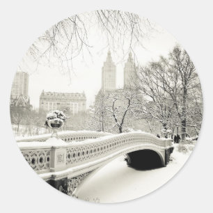Adesivo Redondo Central Park Winter - Snow on Arco Bridge