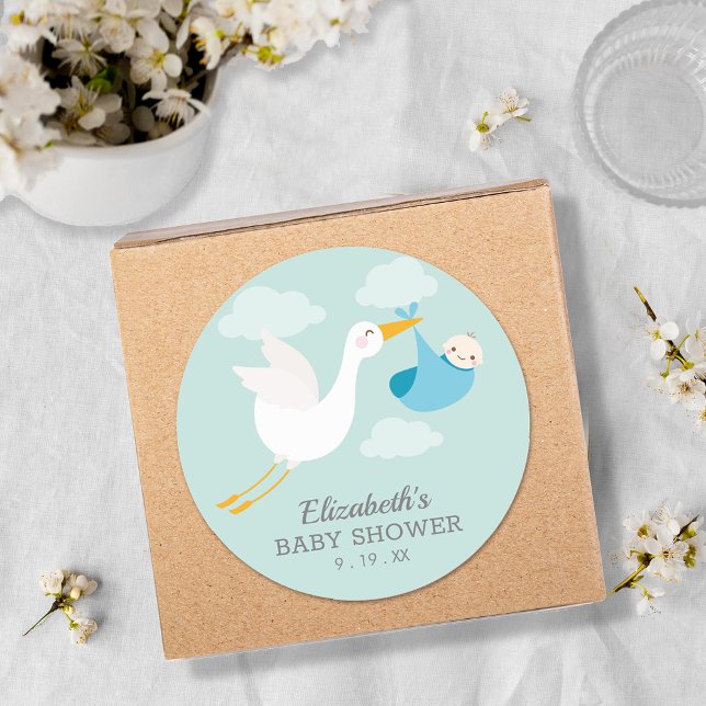Adesivo Redondo Chá de fraldas Blue Bundle Stork Boy (Blue bundle stork boy baby shower round favor stickers)