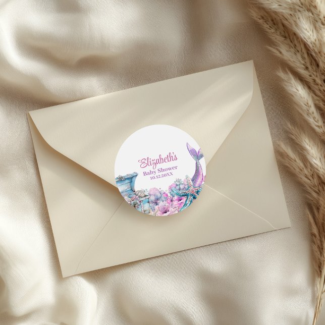Adesivo Redondo Chá de fraldas de Cauda de Sereia Pastel Floral (Pastel Floral Mermaid Tail Baby Shower Classic Round Sticker on an elegant envelope.)