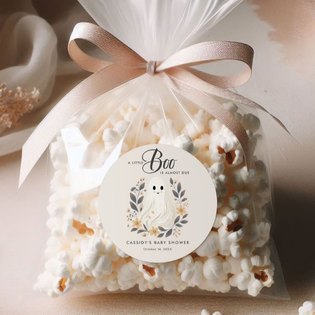 Adesivo Redondo Chá de fraldas de Halloween do Pequeno Boo Boho (Criador carregado)