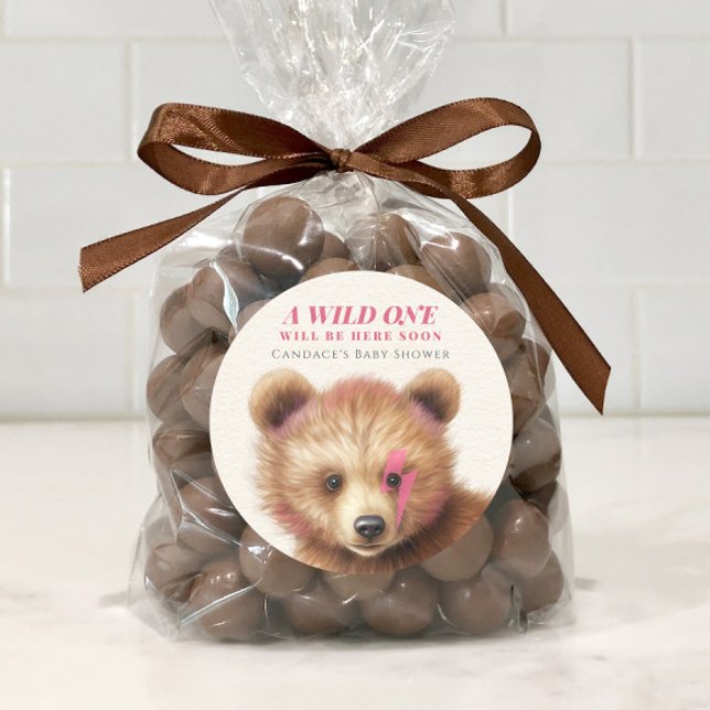 Adesivo Redondo Chá de fraldas de Urso de Cabelo Rosa Selvagem (Criador carregado)