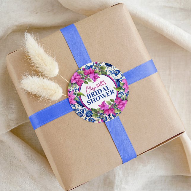 Adesivo Redondo Chá de Noiva Buganvília Rosa com Azulejo Azul (Pink Bougainvillea Blue Tile Bridal Shower Classic Round Sticker)