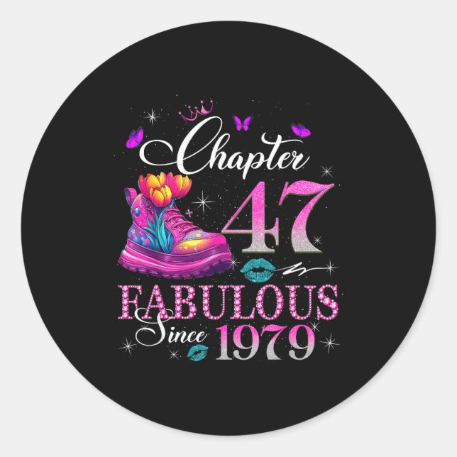 Adesivo Redondo Chapter 47 Fabulous Since 1979 47th Birthday Women (Frente)