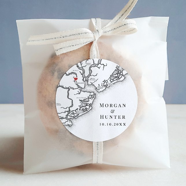 Adesivo Redondo Charleston SC Elegant Black White Weding Favor (Charleston SC Wedding round sticker label in Elegant black and white from Coastal Map Designs)