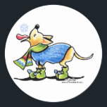 Adesivo Redondo Chihuahua Winter Snowflake<br><div class="desc">Desenho original da Arte de Folha de Leash de um Chihuahua fofo pegando um floco de neve em sua língua. Ele veste um lenço de suéter colorido e botas, fazer uma cena de feriado quente. Excelente ou ideia de presente. Clique no botão laranja "personalizar!" para alterar a cor do plano...</div>