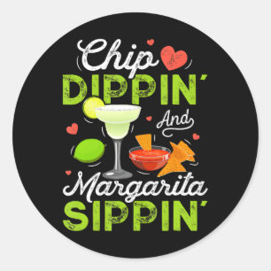 Adesivo Redondo Chip Dippin' E Margarita Sippin' Engraçado Cinco D