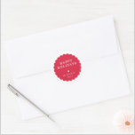 Adesivo Redondo CHRISTMAS SEAL moderno ponto festivo vermelho<br><div class="desc">por kat massard >> www.simplysweetpaperie.com <<< Mantenha a magia viva neste Natal</div>