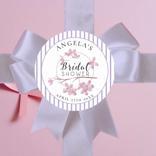Adesivo Redondo Chuva de Noiva Lavanda Rosa Lilás Listras (French style stripes in lovely lavender and cool pink. Feminine and stylish bridal shower sticker.)