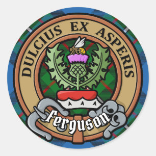 Adesivo Redondo Clan Ferguson Crest sobre Tartan