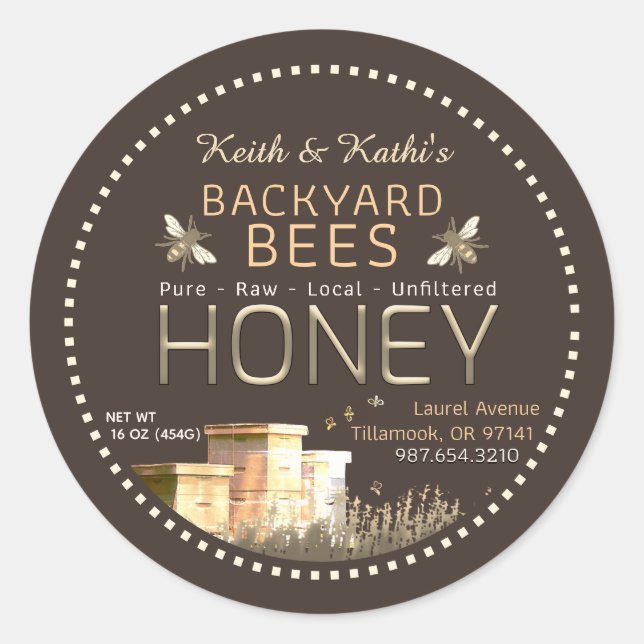 Adesivo Redondo Colmeias e abelhas do quintal em castanho escuro (Frente)