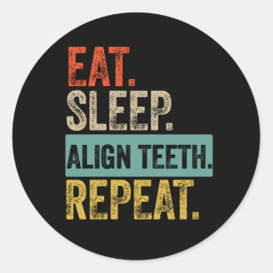 Adesivo Redondo Coma o sono alinhar os dentes repetir a cópia retr