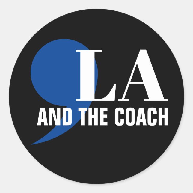 Adesivo Redondo Comma La Kamala Harris Tim Walz Treinador 2024 Com (Frente)