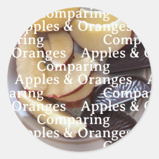 Adesivo Redondo Comparing Apples and Oranges Stickers