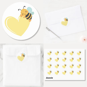 Adesivo Redondo Coração amarela com bebê fofo dormindo Bumblebee