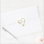 Adesivo Redondo Coração de Dourado<br><div class="desc">Coração de casamento Dourado personalizado ou qualquer ocasião</div>