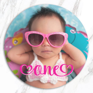 Adesivo Redondo Coração Rosa Quente Uma Foto Aniversário de 1 ano