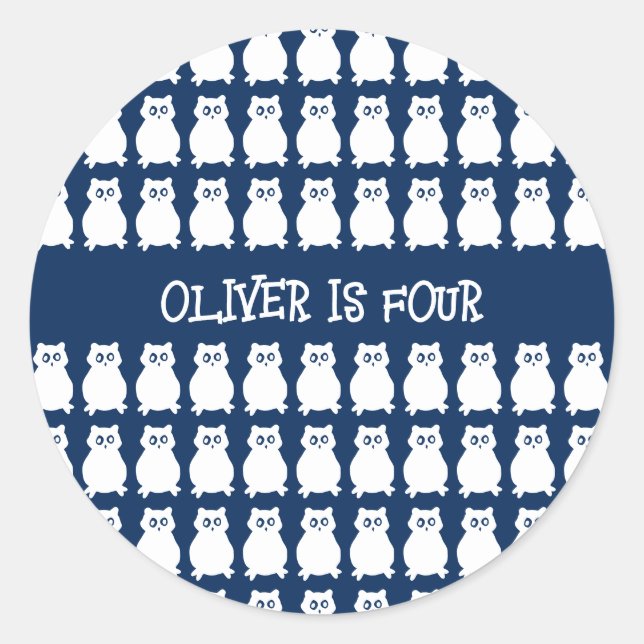 Adesivo Redondo Coruja Festa de aniversário de 4 anos (Frente)