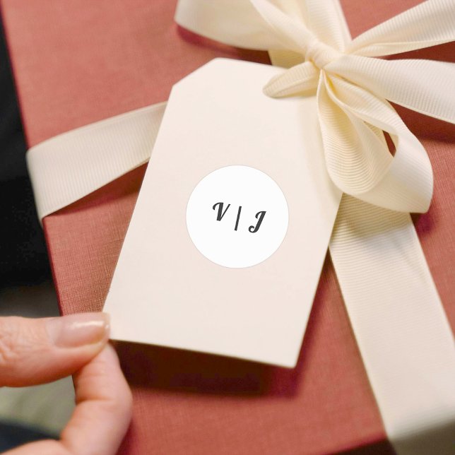 Adesivo Redondo Couple’s Initials on Black and White Small (Black and white small round sticker)