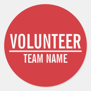 Adesivo Redondo Crachá Red Volunteer com Nome de Equipe Personaliz