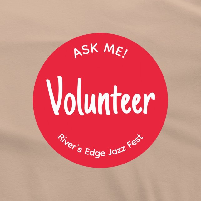 Adesivo Redondo Crachá Voluntário Red Ask Me (Red Ask me volunteer sticker badge with custom name of event or organization.)