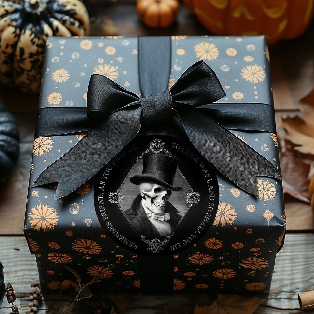 Adesivo Redondo Crânio Gótico Vitoriano Negro Etching Memento Mori (Criador carregado)