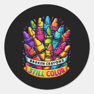 Adesivo Redondo Crayons Partidos Ainda Coloridos Camisas Coloridas