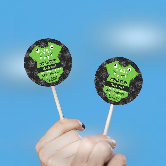 Adesivo Redondo "Criamos um monstro" Chá de fraldas de Halloween (Criador carregado)