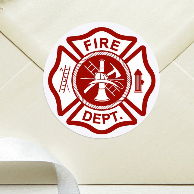 Adesivo Redondo Cruz Maltesa num Fundo Branco (Criador carregado)