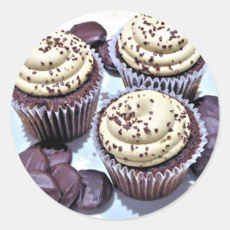 Adesivo Redondo Cupcakes de chocolate com gelo branco